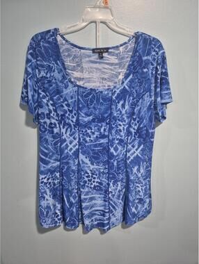 Sami & Jo Blue Patterned Short Sleeve Top Medium